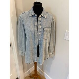 Gap Ultrasoft Denim Shirt Light Acid Wash Oversized Button Down 883760-00-1 M